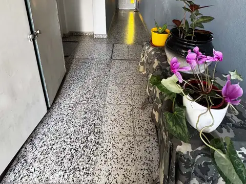 Casa 3 ambientes con 2 baños