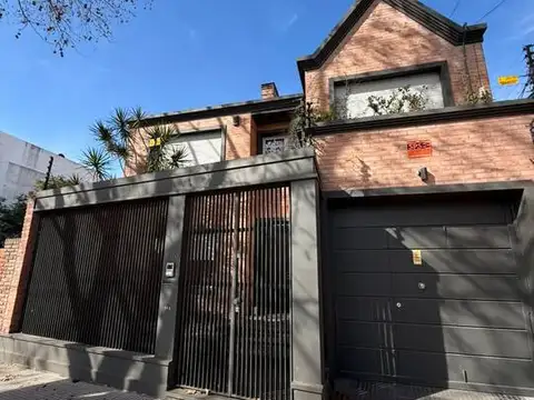 ALQUILER CASA CON PILETA DEVOTO 8 AMB
