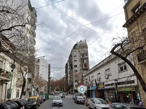 Valentín Gómez e/ Sanchez de Bustamante y Billinghurst