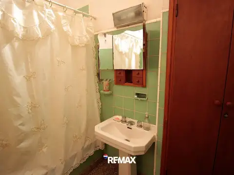 Depto Tipo Casa en Venta 70 años