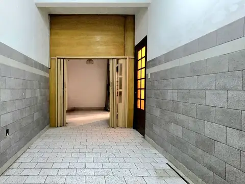 CASA 4 AMBIENTES GARAGE TERRAZA PATIO PARRILLA venta