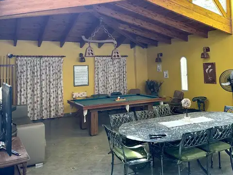 Casa en Venta con 1 cochera