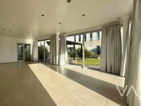 Casa en Alquiler de 2 dormitorios