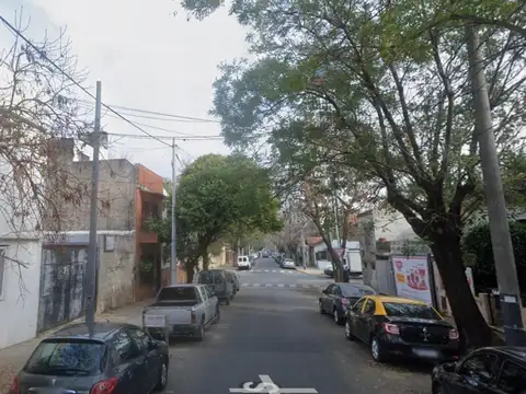 Arias e/ Superí y Roque Perez