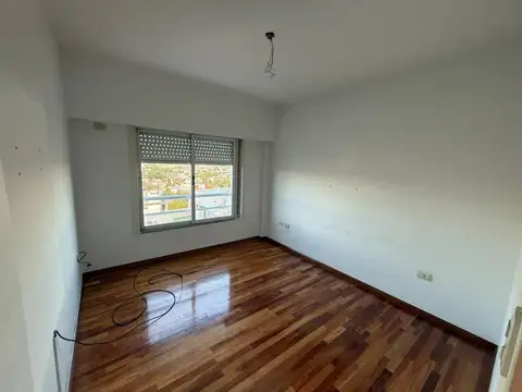 Departamento en Alquiler en Ramos Mejía Sur, $ 2.000.000