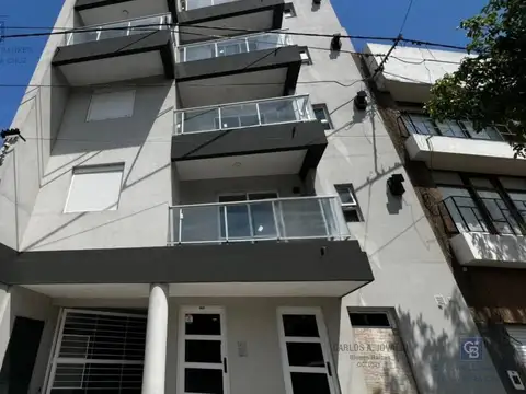 COCHERA Facundo Zuviria al 4800