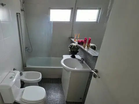 Alquiler hermoso monoambiente con balcón