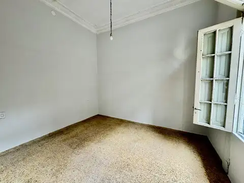 Depto Tipo Casa en Venta 70 años
