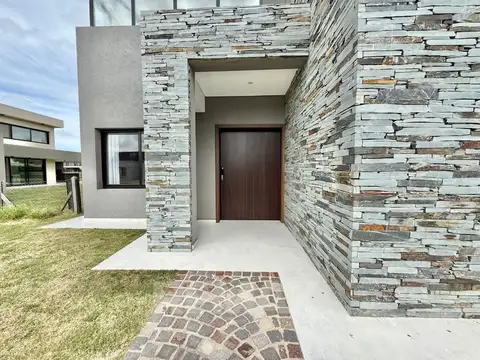 Casa en Venta en El Rebenque, USD 298.000