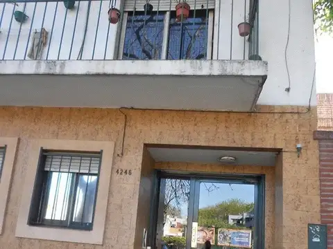 Donado 4200, Piso 1