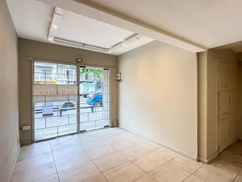 Local en Venta 71 años