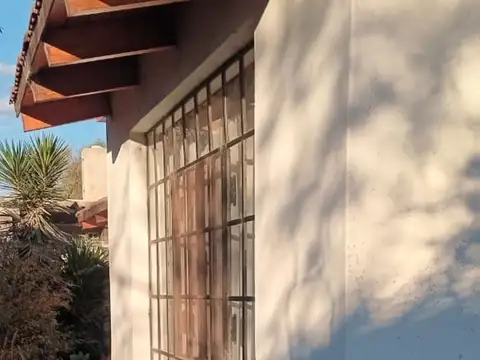 Vicente López y Planes 800
