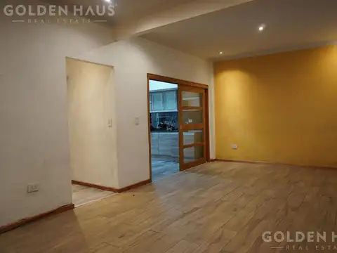 Depto Tipo Casa 4 ambientes con 2 baños
