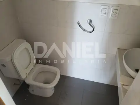 Departamento en Alquiler con 1 cocheras