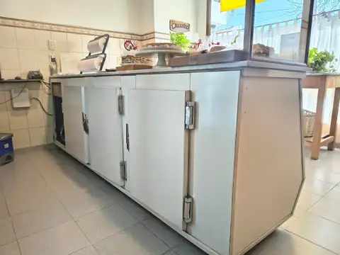 Reinalda B. de Rodríguez 3600