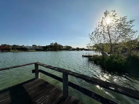 Casa en Venta en Santa Barbara, USD 850.000