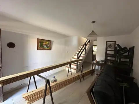 Depto Tipo Casa en Venta con 2 cocheras