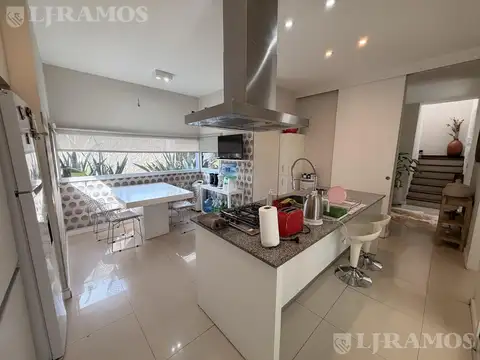 Casa en Alquiler de 4 dormitorios