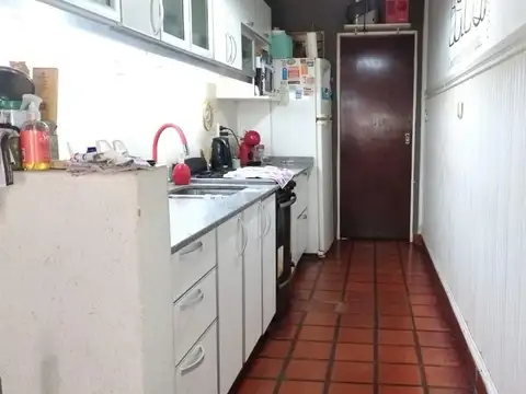 Casa tipo PH de ambientes- Castelar Norte
