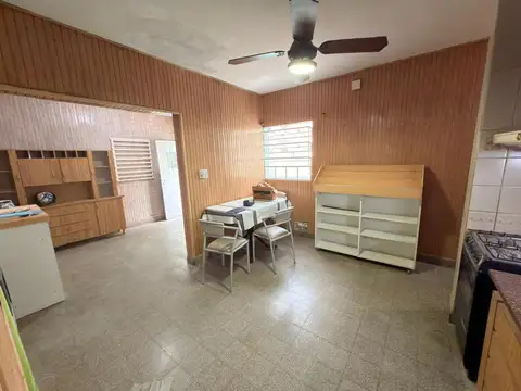 Casa en Alquiler en Tiro Suizo, $ 450.000