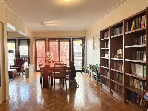 Ver Video - Piso alto - 4 Ambientes con Cochera