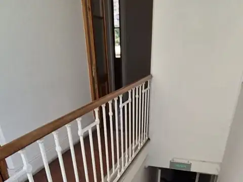 Depto Tipo Casa en Venta de 6 ambientes