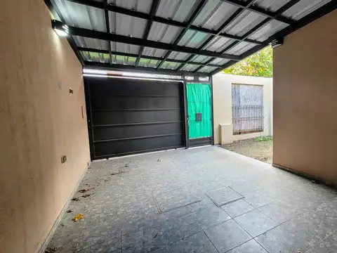 Casa en Venta con 1 cochera