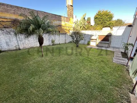 VENTA CASA 3 AMBIENTES EN VILLA MAIPU SAN MARTIN CON COCHERA