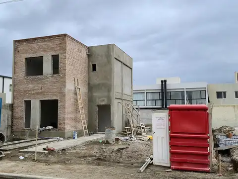 EN VENTA DÚPLEX 2DORM   ESCRITORIO | B° RINCÓN LINDO - CIPOLLETTI | EN CONSTRUCCIÓN