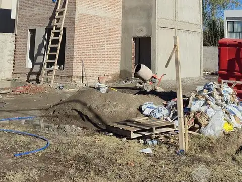 Depto Tipo Casa en Venta de 4 ambientes
