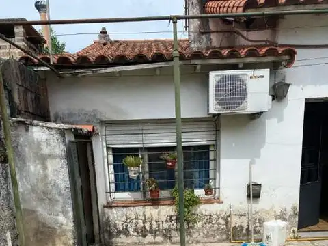 CHALET DE 3 AMBIENTES EN VENTA - EL PALOMAR