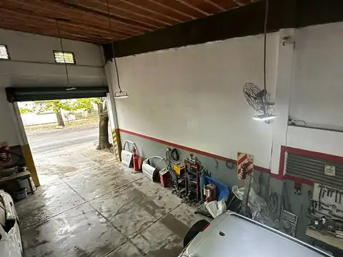 Calle 419 entre 8 y 9 700