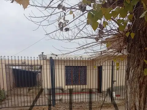 Vendo Casa con Departamento interno en Rodeo de la Cruz