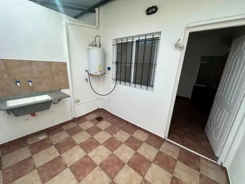 Departamento en Alquiler en José Clemente Paz, $ 450.000