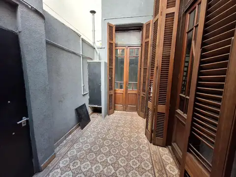 Depto Tipo Casa en Venta en Flores, USD 64.900