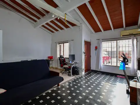 Depto Tipo Casa en Venta en La Plata, USD 55.000