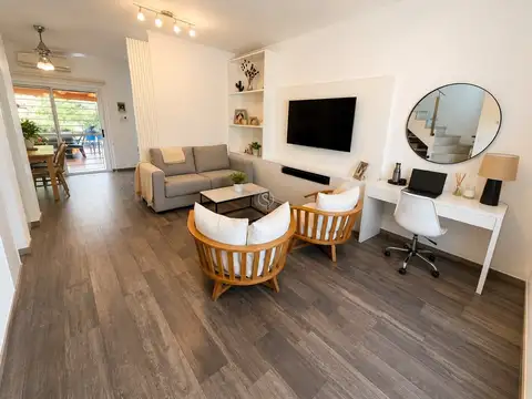 Casa en Venta en De Vicenzo Grande, USD 165.000