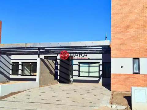 Casa en Venta al Oeste