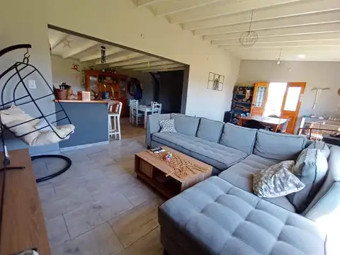 VENTA CASA QUINTA DOMSELAAR SAN VICENTE  QUINCHO Y PILETA!