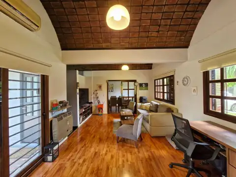 Casa en Venta en Longchamps, USD 155.000