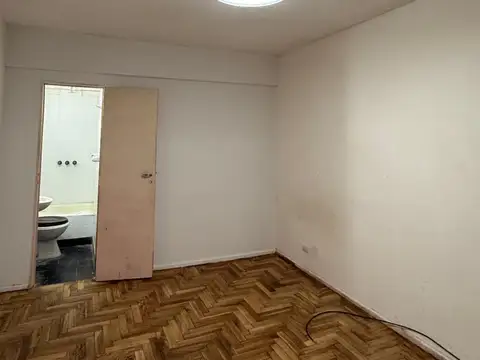 Departamento en Alquiler en Balvanera, $ 350.000