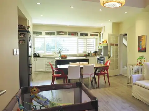 Casa en Alquiler de 4 dormitorios