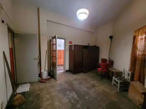 Casa 5 ambientes con 1 baño