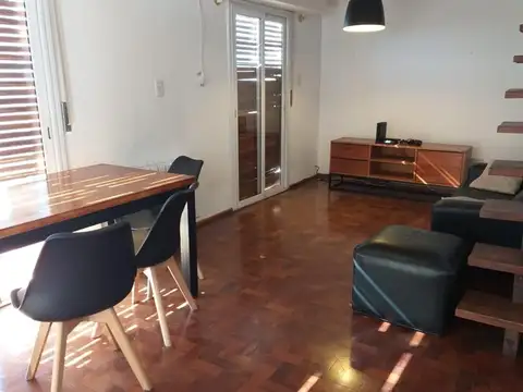 Terraza, Cochera, 2 dormitorios, 2 baños,