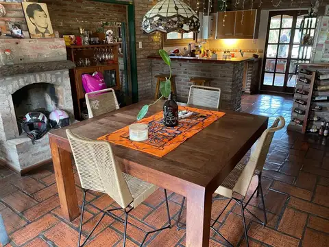 Casa 3 ambientes con 2 baños