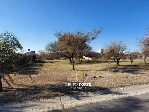 Terreno en Venta 23  mts Frente