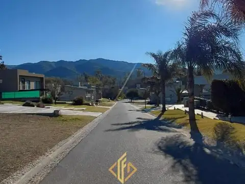 Lote venta La Arbolada Hollywood con escritura