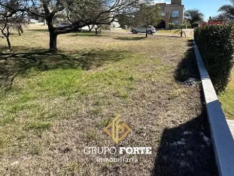 Terreno en Venta en La Arbolada, USD 78.000