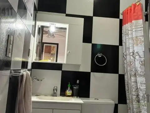 Depto Tipo Casa 3 ambientes con 2 baños