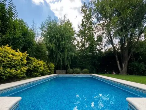 Casa en venta 5 ambientes APTO CREDITO en barrio La Masia, Pilar, GBA Norte